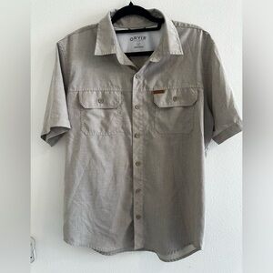 Orvis  Men's Fishing Shirt - Short Sleeve Button Up - Size Medium -  Beige